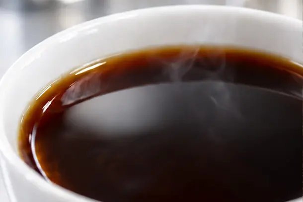 カップに注いだコーヒー